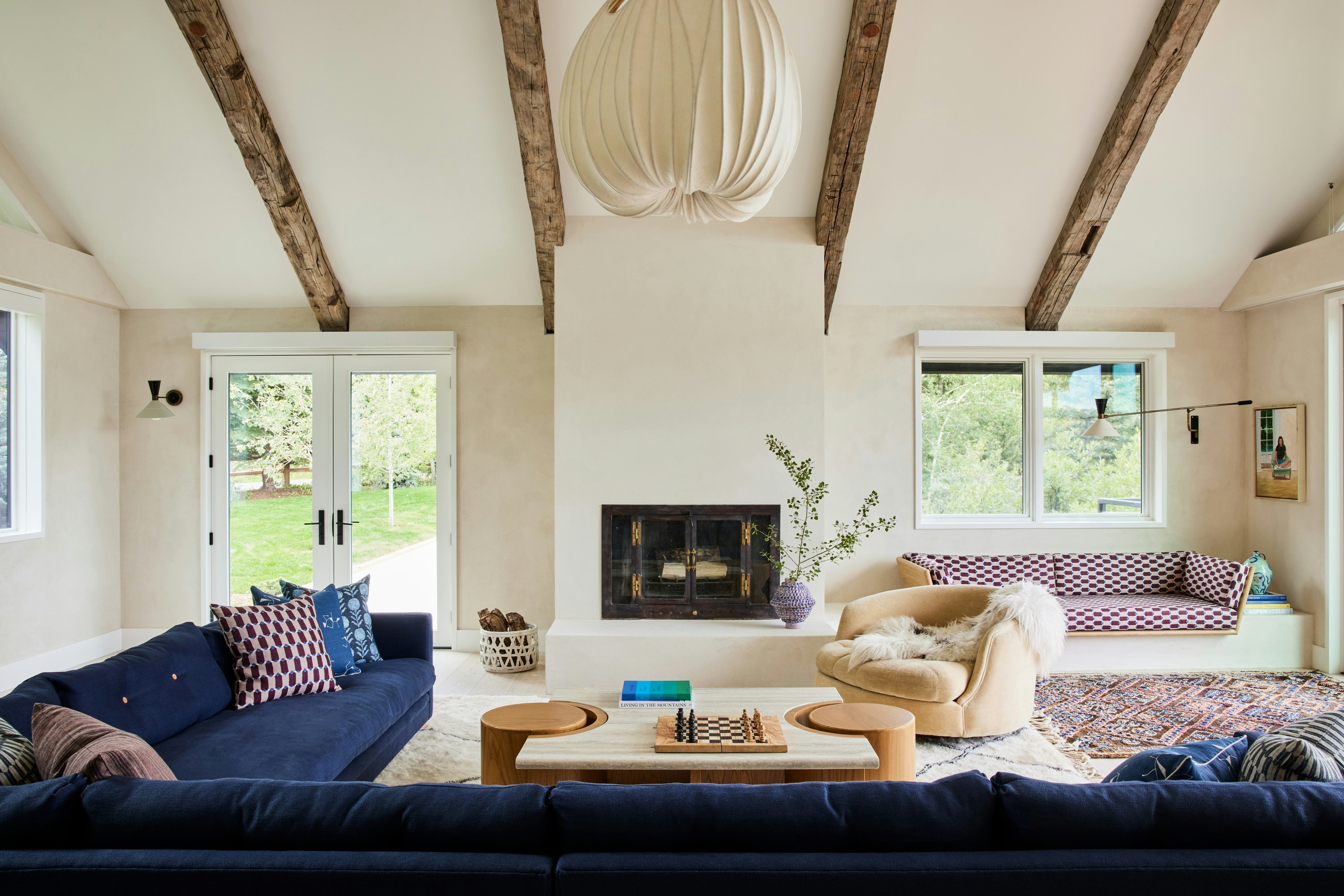 01 HERO Aspen Living Room 056