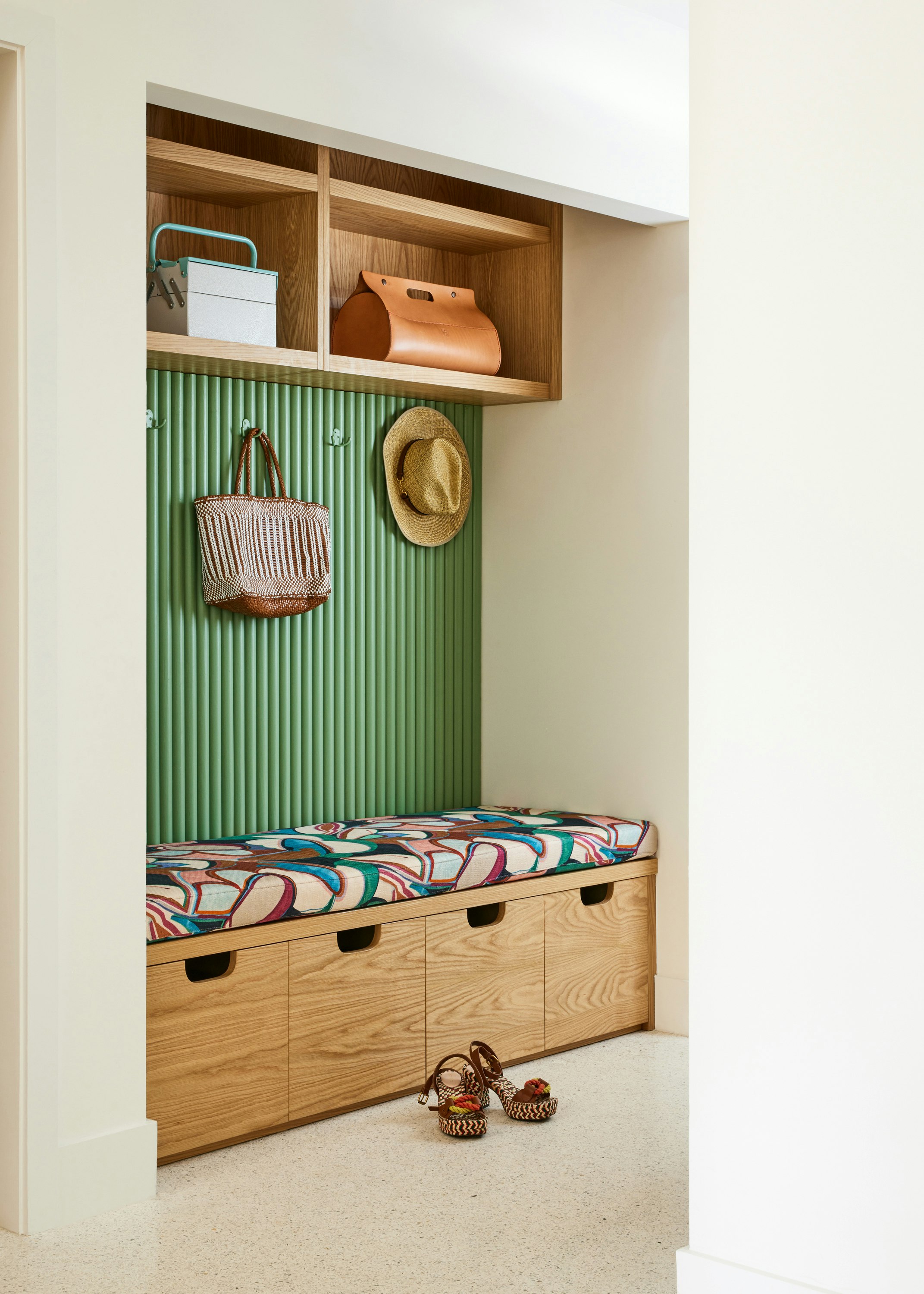 03 Sea Ranch Entry 003