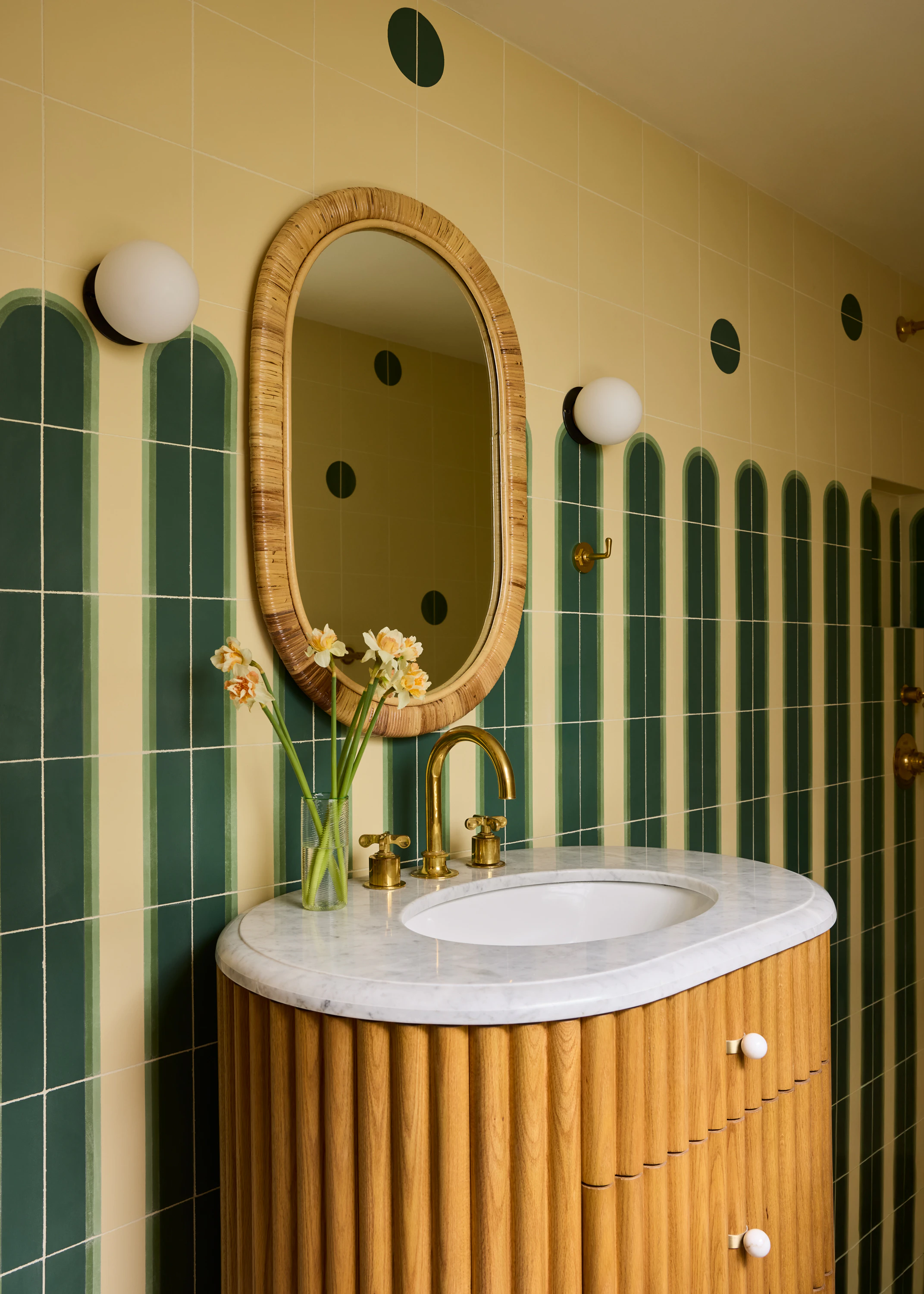 08 Los Arcos Outdoor Cabana Bathroom 001