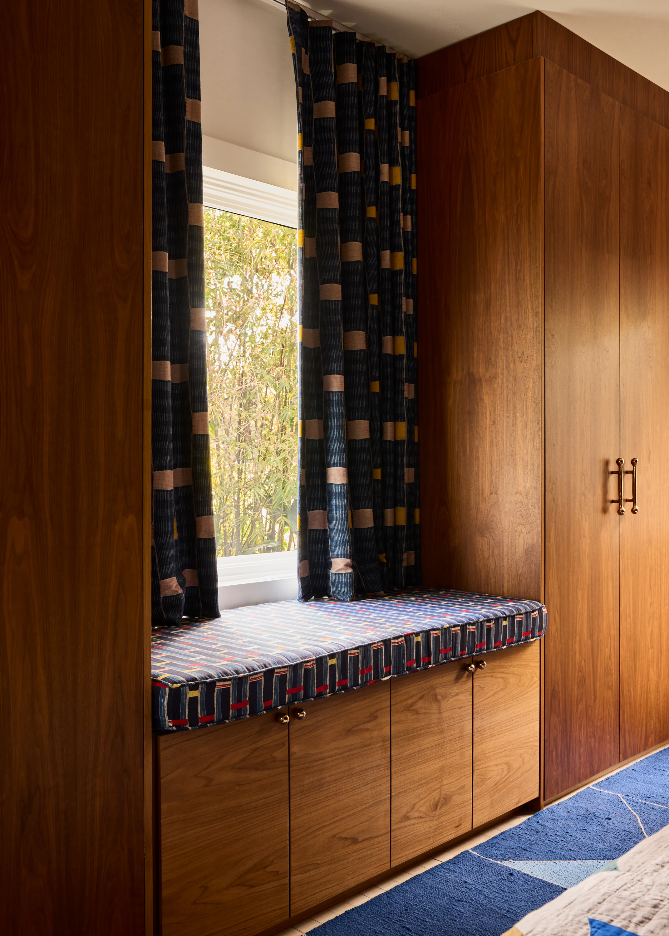 17 The Roads Primary Bedroom 018