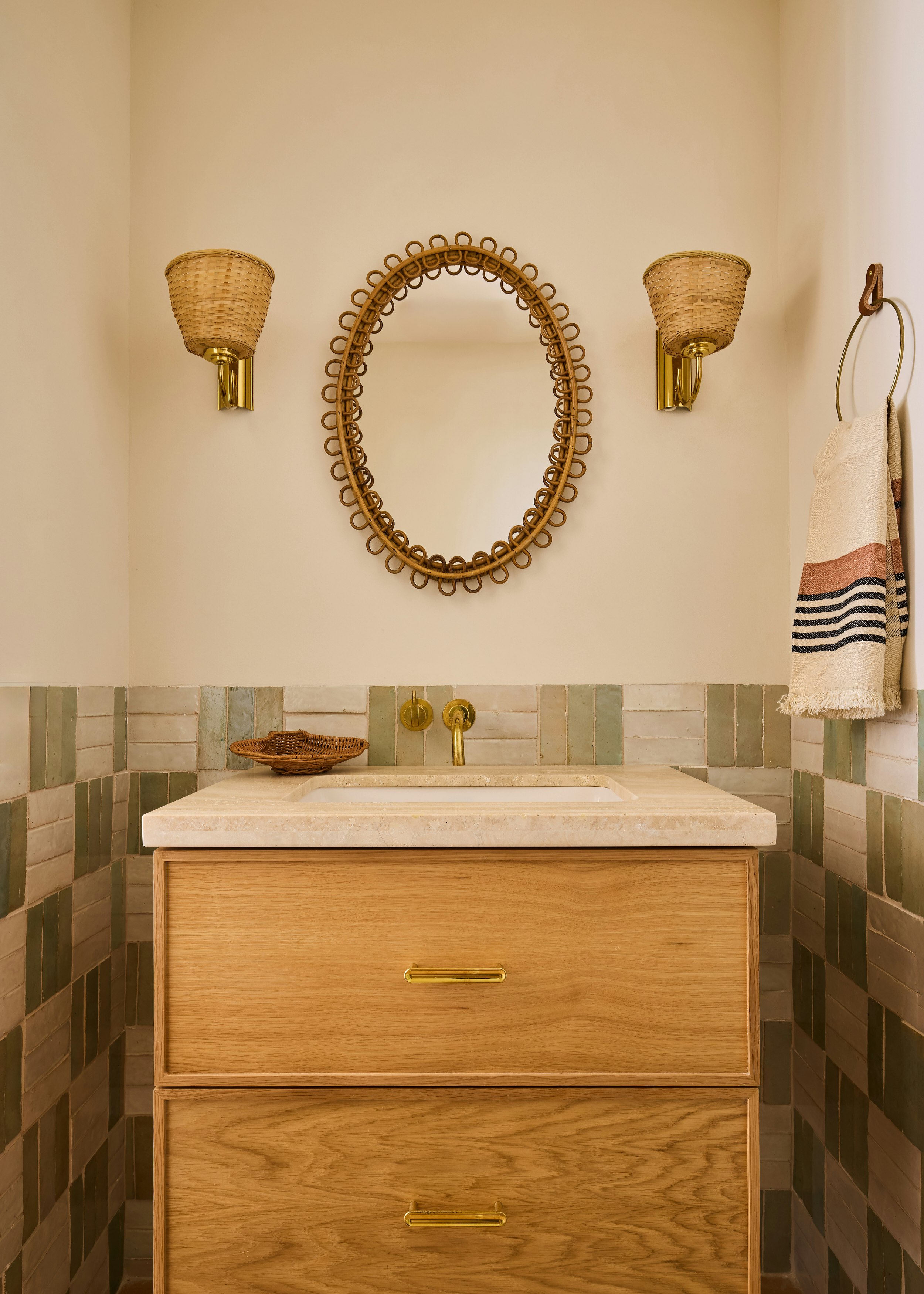 19 Grove Townhouse Terrace Bathroom 004