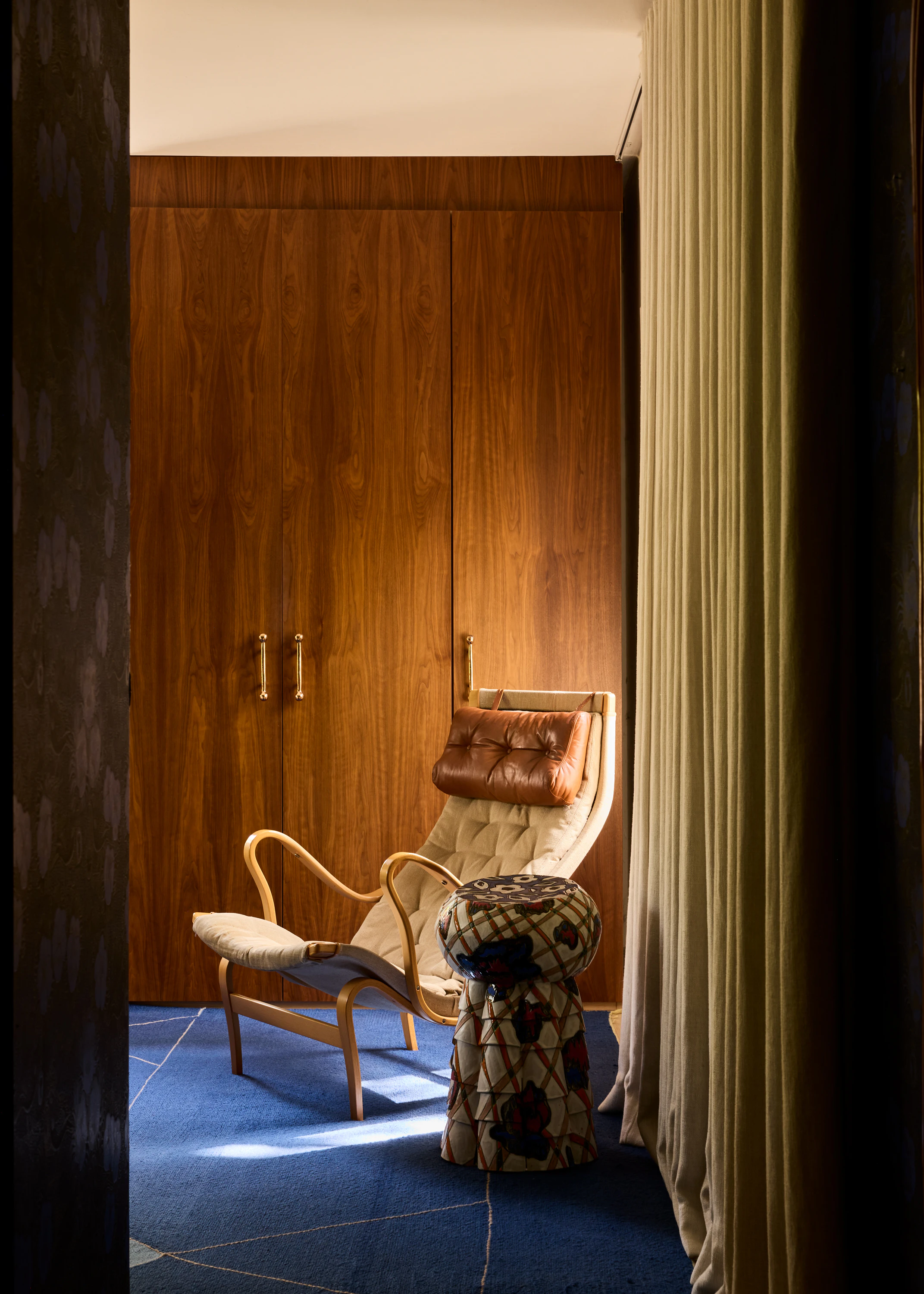 22 The Roads Primary Bedroom 002