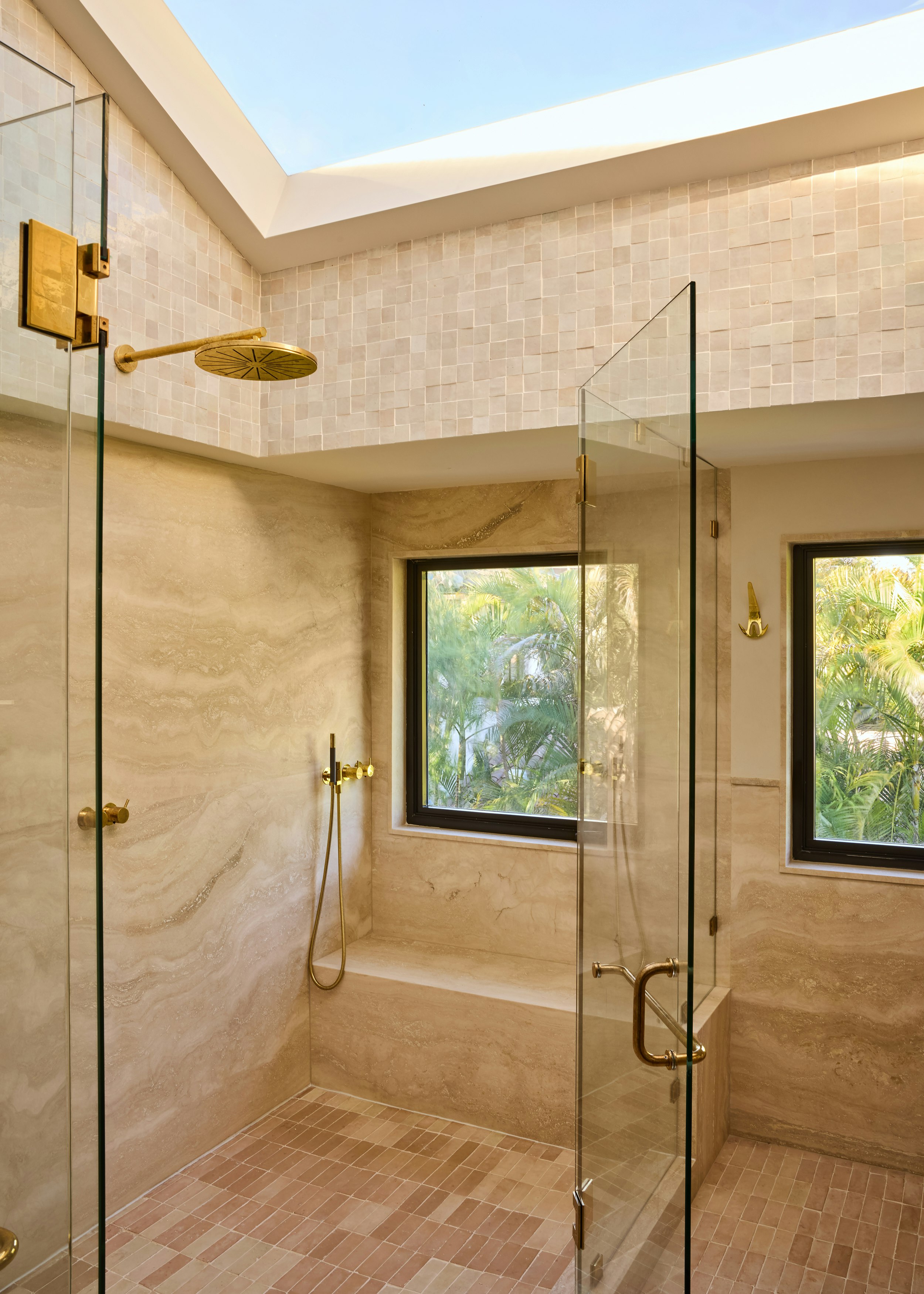 27 Grove Townhouse Primary Bathroom 017